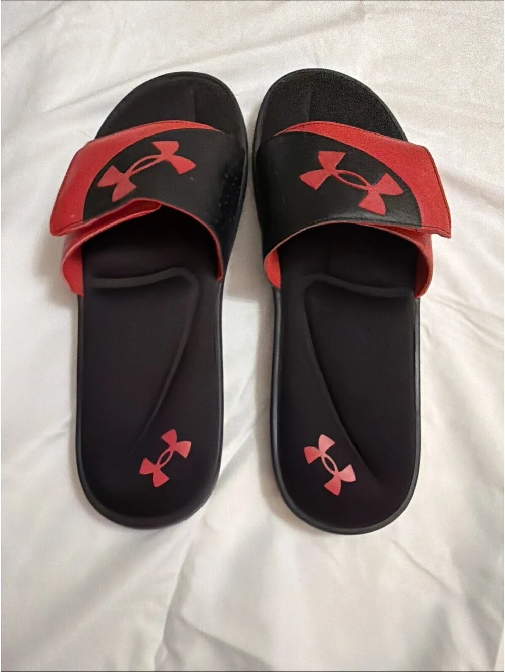 Under Armour Black Red Slides Sandals Mens sz 15 Shoes Adjustable Soft